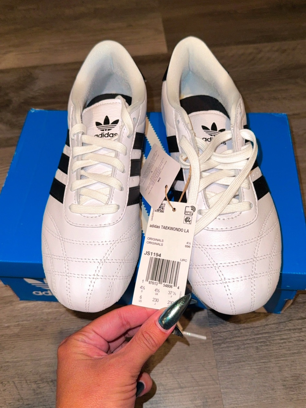 adidas TAEKWONDO White & Black Women's Low-Profile Sneakers NWT